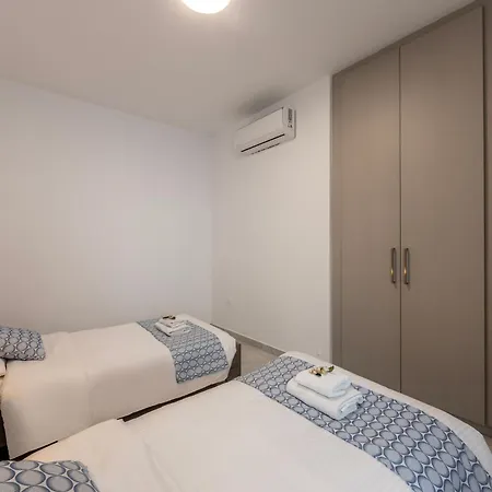 Pliades Case de vacanță *