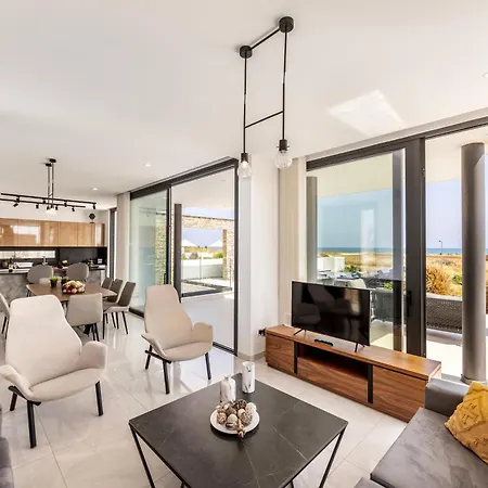 Pliades بيت للعطل أيا نابا