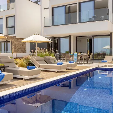 Pliades بيت للعطل *