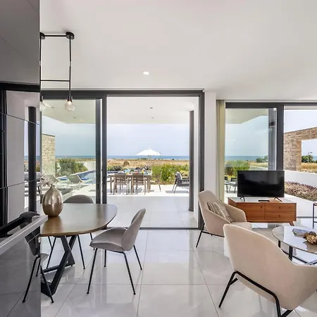 Pliades Feriehus Ayia Napa