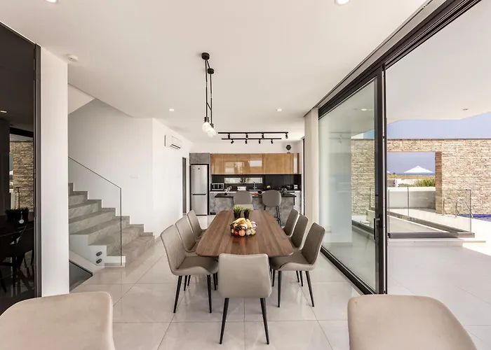 Pliades Case de vacanță