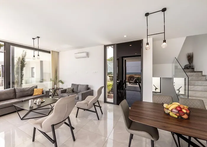 Case de vacanță Pliades Ayia Napa