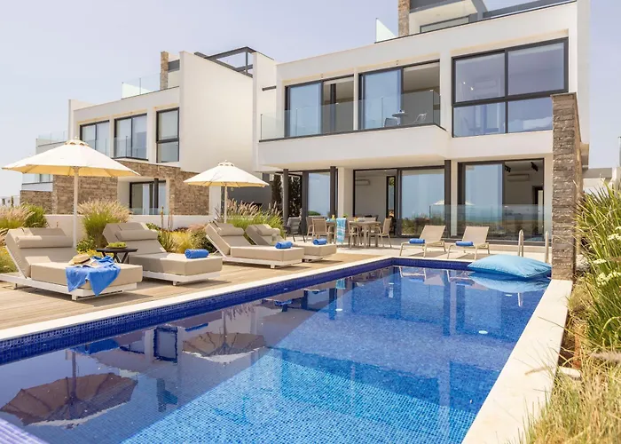 Pliades Case de vacanță